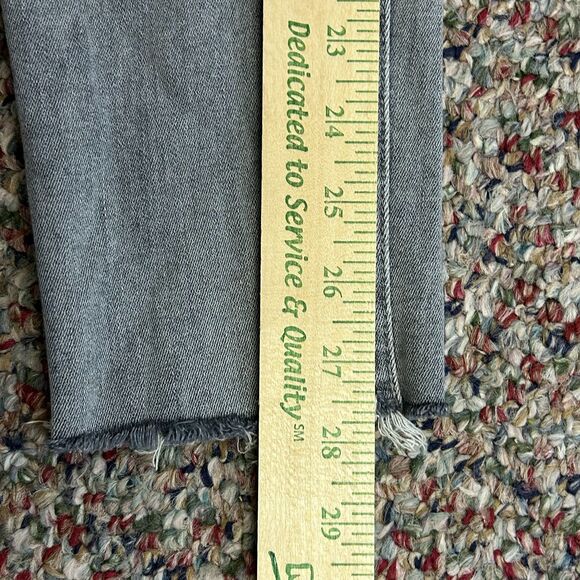 Mother The Looker Gray Medium Wash High Rise Distressed Fray Ankle Jeans Size 27 - Picture 15 of 16